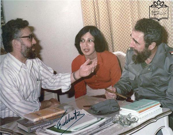 كاسترو و يزدي