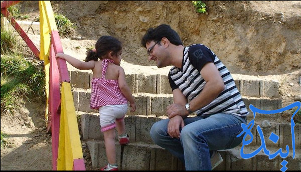 شهید رضایی نژاد و دخترش