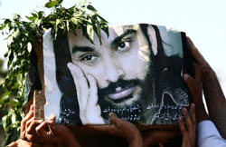 آن صدا می‌توانست رساتر باشد اما دریغ!