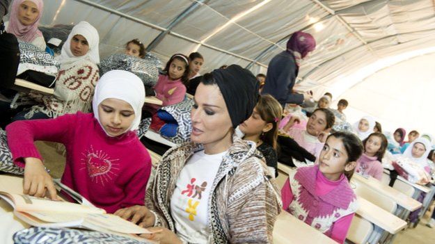 عضو ارشد خاندان سلطنتی قطر به دنبال نظام آموزشی بهتر در جهان عضو ارشد خاندان سلطنتی قطر به دنبال نظام آموزشی بهتر در جهان