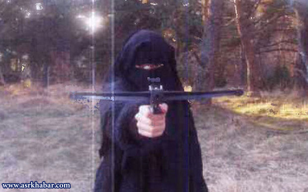 گروگانگیر فرانسوی و معشوقه اش (عکس)