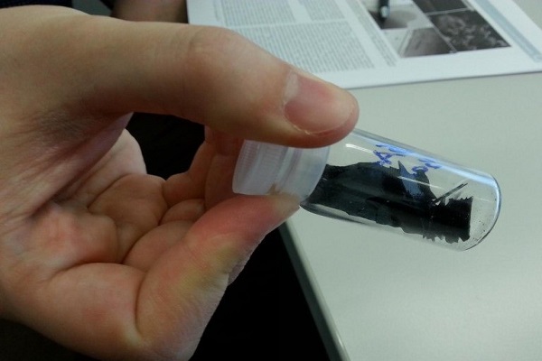 افزایش دو برابری عمر باتری تلفن همراه با شیشه جدید افزایش دو برابری عمر باتری تلفن همراه با شیشه جدید