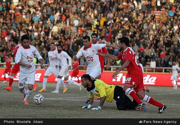 اشتباه بد سوشا و آویزان شدن به تیر(عکس)