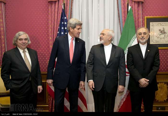 دیدار ظریف و جان کری در سوئیس (عکس)