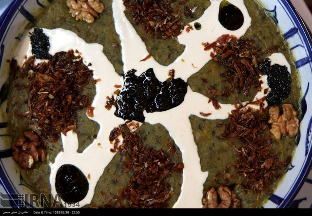 جشنواره آش ایرانی در زنجان (عکس)