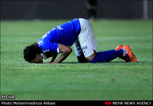 بازی های لیگ برتر فوتبال (عکس)