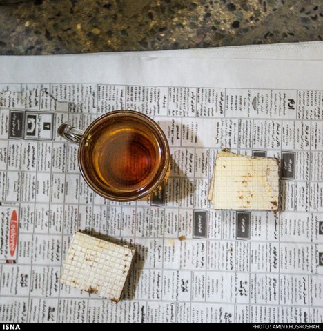 به سادگی افطار ، به برکت رمضان (عکس)