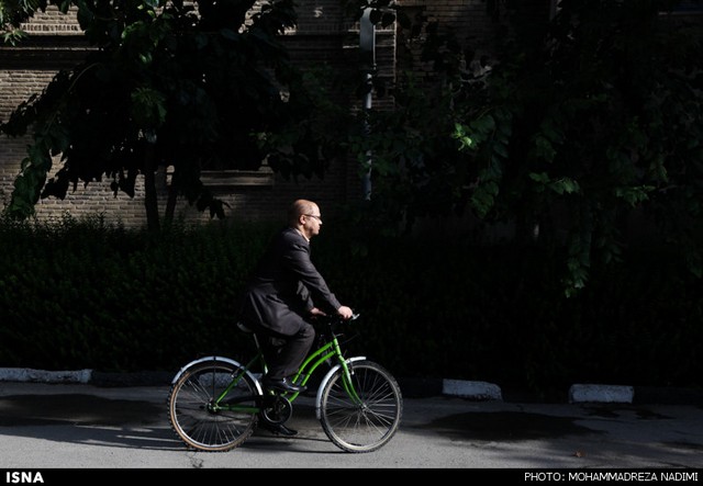 تهرانگردی ۱۵۰۰ دوچرخه سوار تهرانی (عکس)