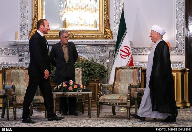 دیدار وزیر خارجه دانمارک با هاشمی (عکس)