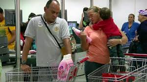 ونزوئلا: انگشت نگاری از خریدران مواد غذایی