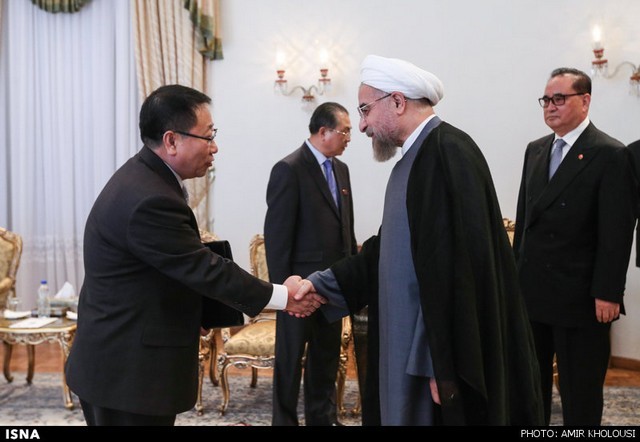 دیدار وزیر خارجه کره شمالی با روحانی (عکس)