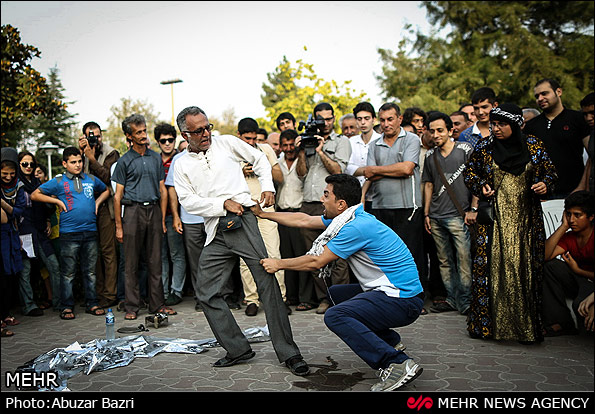 جشنواره تئاتر خیابانی  - لاهیجان (عکس)