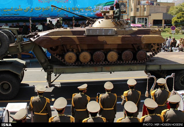 رژه نیرو‌های مسلح در سراسر کشور (عکس)