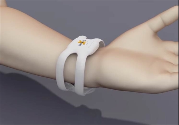 هواپیمایی به شکل ساعت‌ مچی(+عکس)