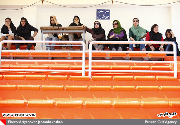 فوتبال زنان در بوشهر (+عکس)