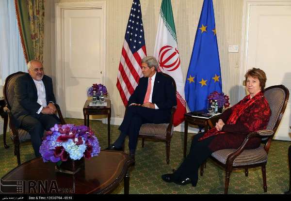 دیدار سه جانبه ظریف،کری و اشتون (عکس)