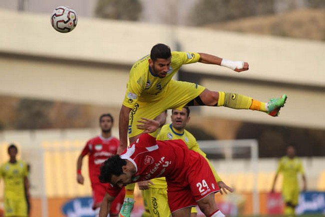 شکست پرسپولیس درخشان مقابل نفت تهران
