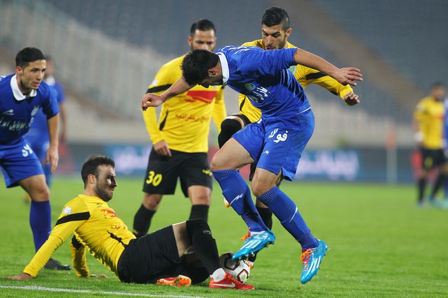 استقلال برد و به رتبه سوم جدول بازگشت