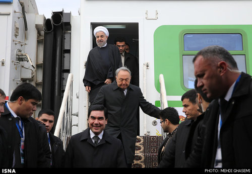 3 رییس جمهور در یک واگن (عکس)