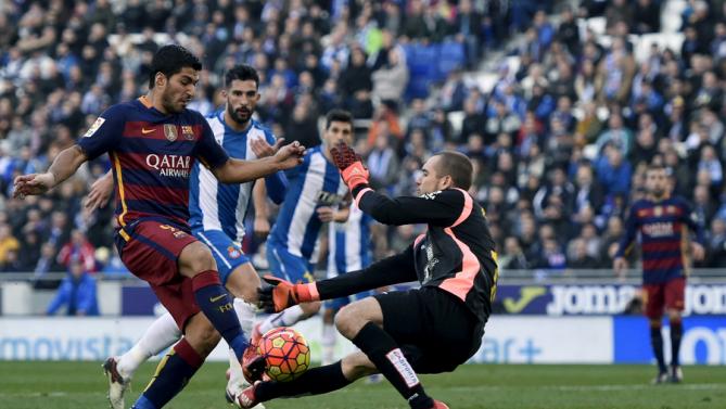 اسپانیول 0 - 0 بارسلونا / اتلتیکو صدر را از بارسا دزدید(+عکس/جدول) اسپانیول 0 - 0 بارسلونا / اتلتیکو صدر را از بارسا دزدید(+عکس/جدول)