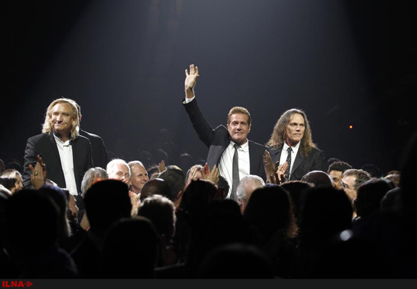 خواننده هتل کالیفرنیا درگذشت