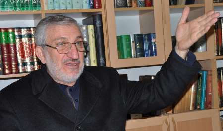 سعیدی کیا: زمین های بنیاد علوی به مردم بازمی گردد سعیدی کیا: زمین های بنیاد علوی به مردم بازمی گردد