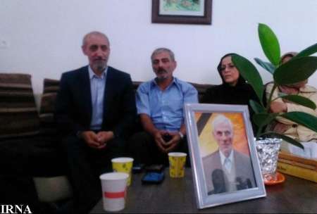 بخشش یک اعدامی پای چوبه دار در آستانه اشرفیه بخشش یک اعدامی پای چوبه دار در آستانه اشرفیه