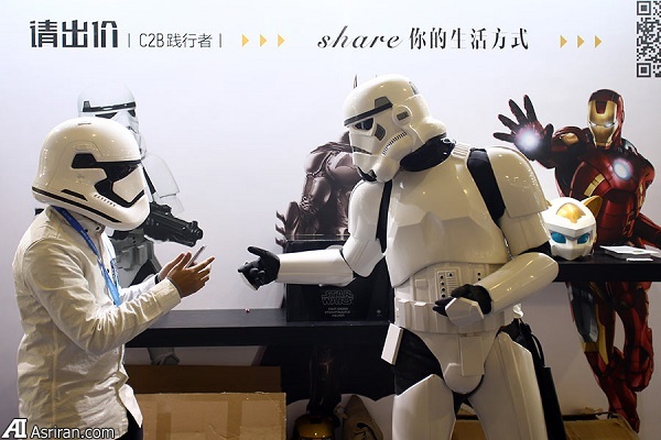 نگاهی گذرا به نمایشگاه «نور اینترنت»