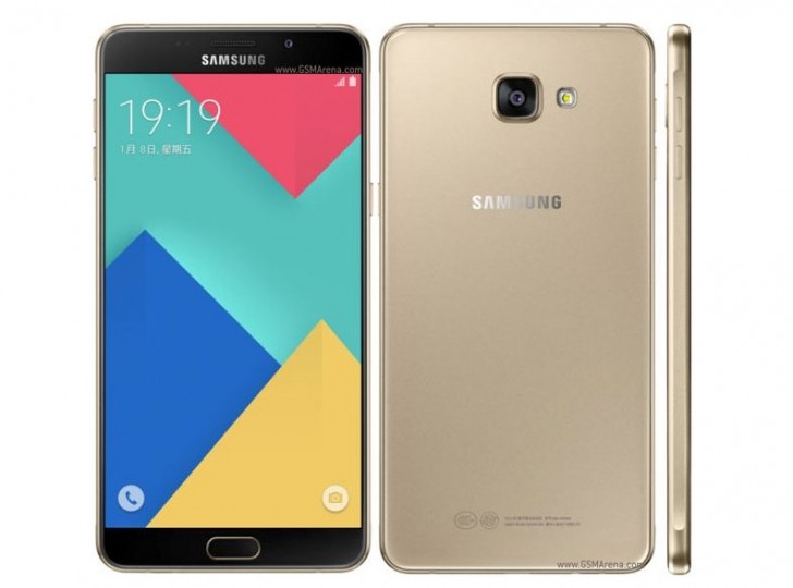 سامسونگ از فبلت Galaxy A9 Pro رونمایی کرد سامسونگ از فبلت Galaxy A9 Pro رونمایی کرد