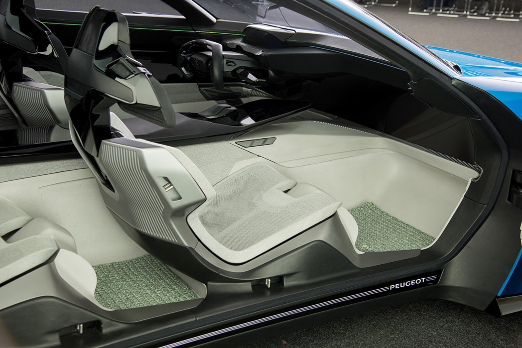 این ستاره پژو را در ژنو ببینید