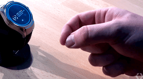 کنترل ساعت هوشمند بدون لمس آن! کنترل ساعت هوشمند بدون لمس آن!