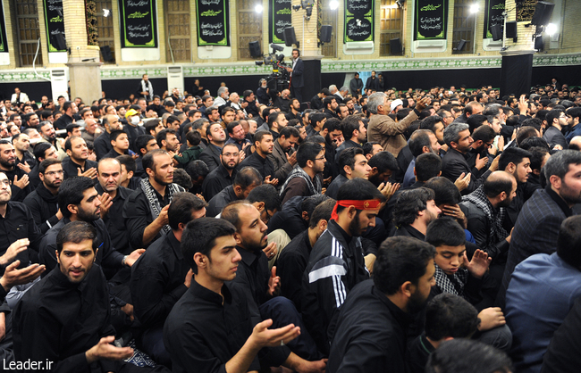 دومین شب مراسم عزاداری حضرت اباعبدالله الحسین(ع) برگزار شد (+عکس)