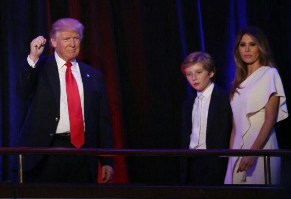 همسر و پسر ترامپ به کاخ سفید نمی روند/ دلیل: مدرسه بچه