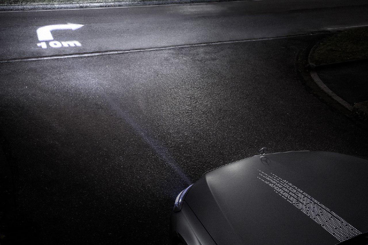 رونمایی از چراغهای دیجیتالی بنز رونمایی از چراغهای دیجیتالی بنز