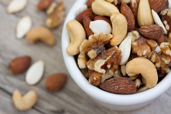 دندان و لثه&zwnj;ای سالم با این ابرمواد غذایی