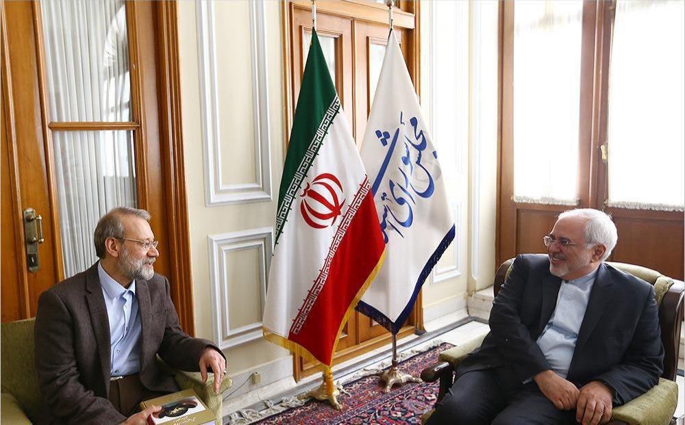 ظریف به دیدار عیدانه لاریجانی رفت ظریف به دیدار عیدانه لاریجانی رفت