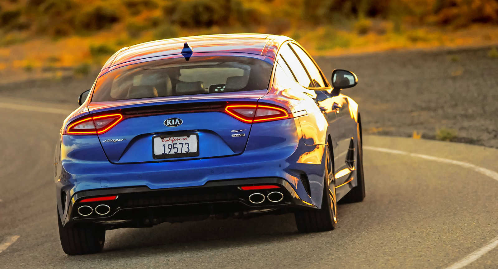 استینگر کیا با محرک قابلیت چهارچرخ و تجربه رانندگی مجازی در نمایشگاه دیترویت