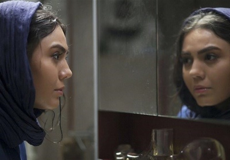 فیلمها و حاشیههای روز هشتم جشنواره فجر در سینمای رسانه (+عکس) فیلمها و حاشیههای روز هشتم جشنواره فجر در سینمای رسانه (+عکس)