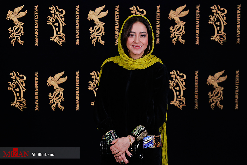 فیلمها و حاشیههای روز هشتم جشنواره فجر در سینمای رسانه (+عکس) فیلمها و حاشیههای روز هشتم جشنواره فجر در سینمای رسانه (+عکس)