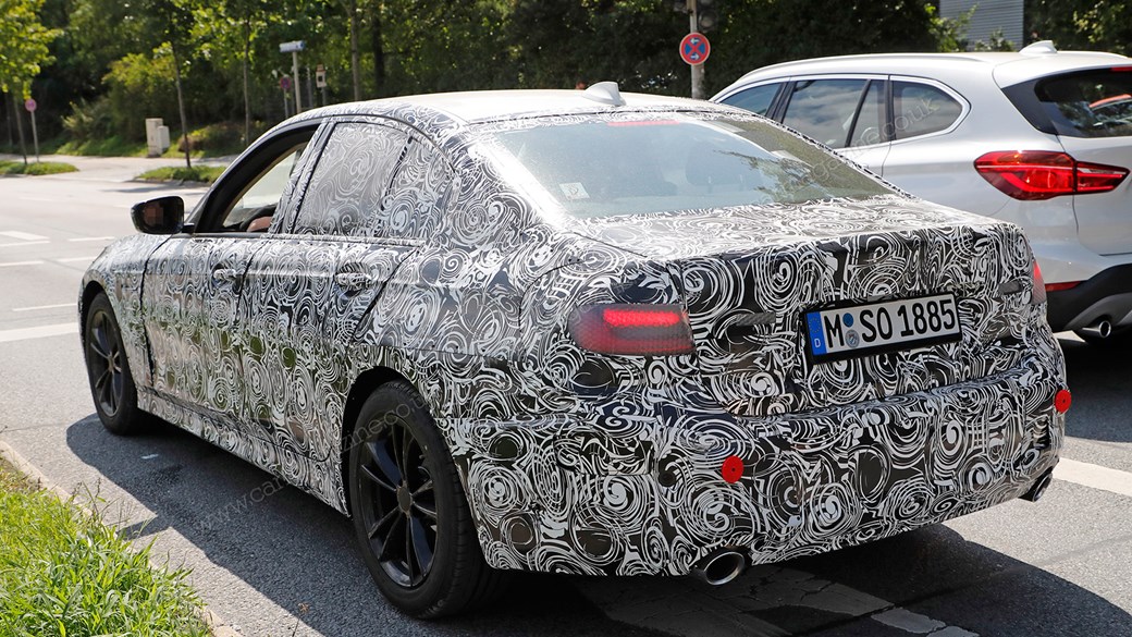 ///6 فروردین/ 1397////چالش سخت بامو در دنیای رقابت: ب امو سری 3// این خودرو ارزش انتظار دارد ///6 فروردین/ 1397////چالش سخت بامو در دنیای رقابت: ب امو سری 3// این خودرو ارزش انتظار دارد