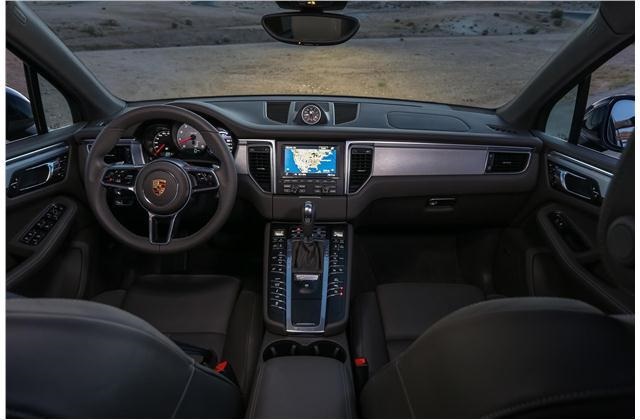 این خودروها در میان لوکس‌ترین شاسی‌بلندهای جهان قرار دارند