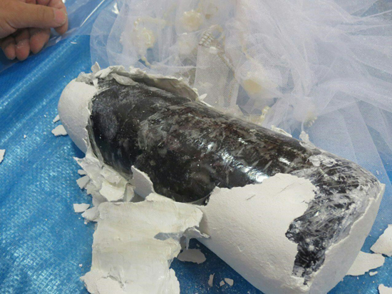 جاسازی تریاک در کله قند! (+عکس)