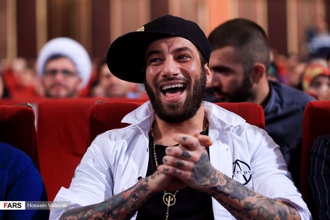 تقدیر رسایی از تتلو (عکس)