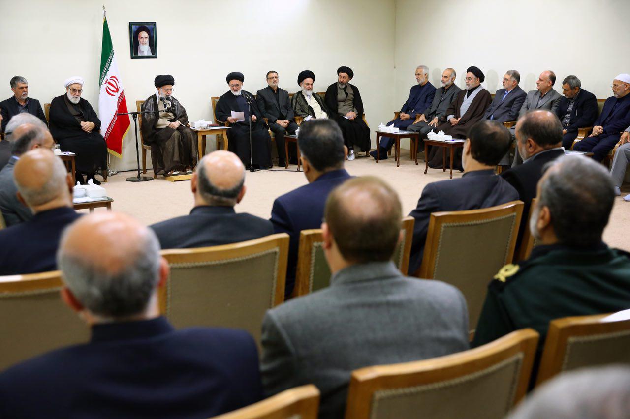 دیدار مسئولان و دست‌اندرکاران حج با رهبر انقلاب (عکس)