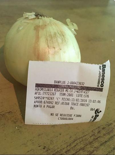 گشتی در سوپرمارکت&zwnj;های ونزوئلا؛ 10 پاکت شیر معادل یک ماه حقوق استاد دانشگاه