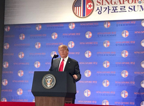 ترامپ: من مثل اوباما باج ندادم و با کره توافق کردم ترامپ: من مثل اوباما باج ندادم و با کره توافق کردم