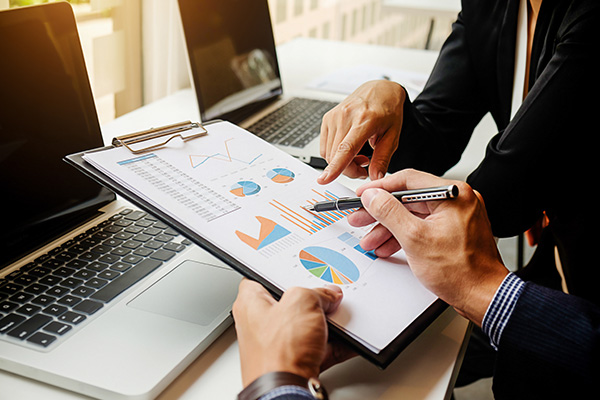 با 10 میلیون تومان کجا سرمایه&zwnj;گذاری کنم؟