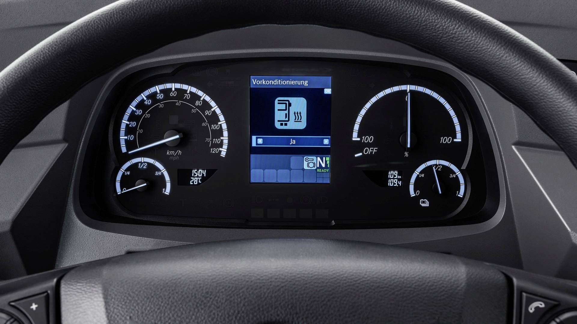 ئی&zwnj;سیتارو، اتوبوس الکتریکی بنز