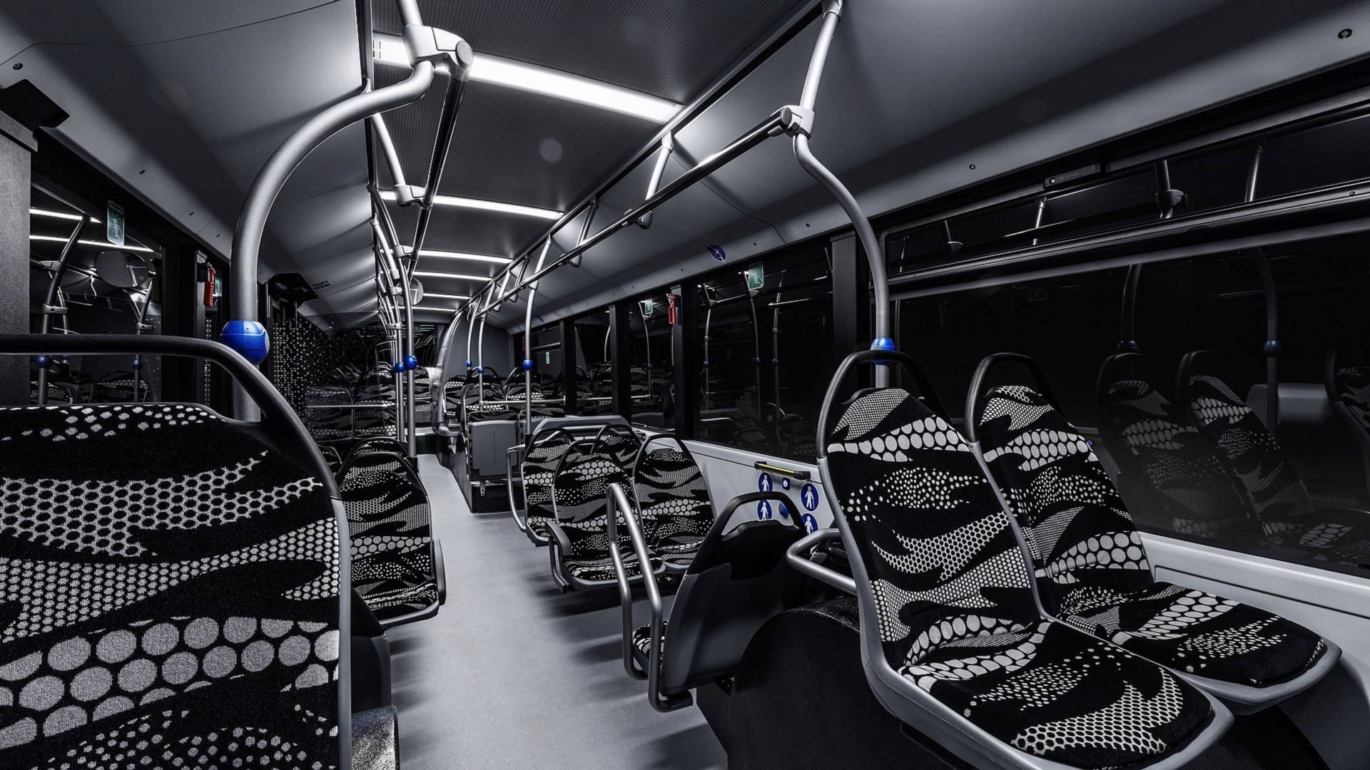 ئی&zwnj;سیتارو، اتوبوس الکتریکی بنز