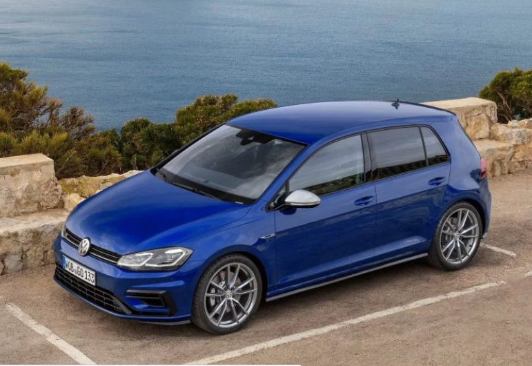 تند و خشن/ پرشتاب&zwnj;ترین هاچ&zwnj;بک&zwnj;های داغ بازار